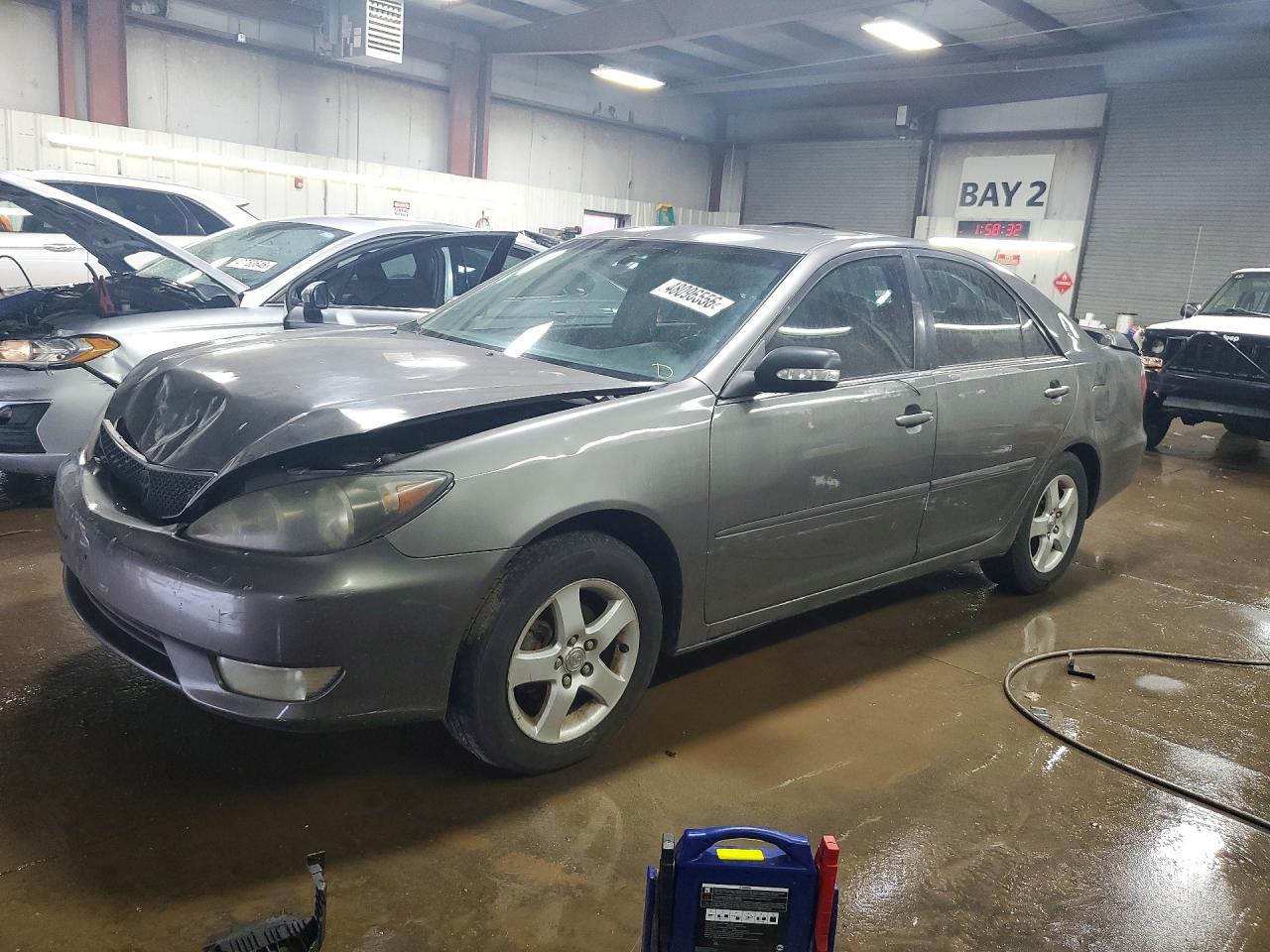 Salvage Toyota Camry Image