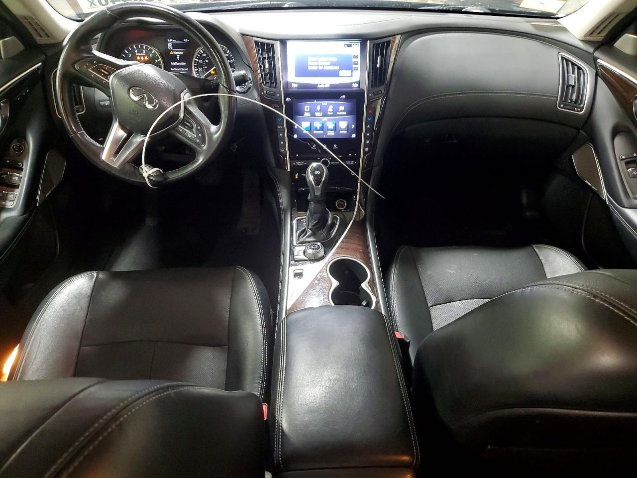 INFINITI Q50 3.0t Luxe