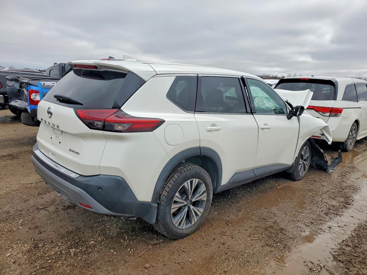 Nissan Rogue Sv