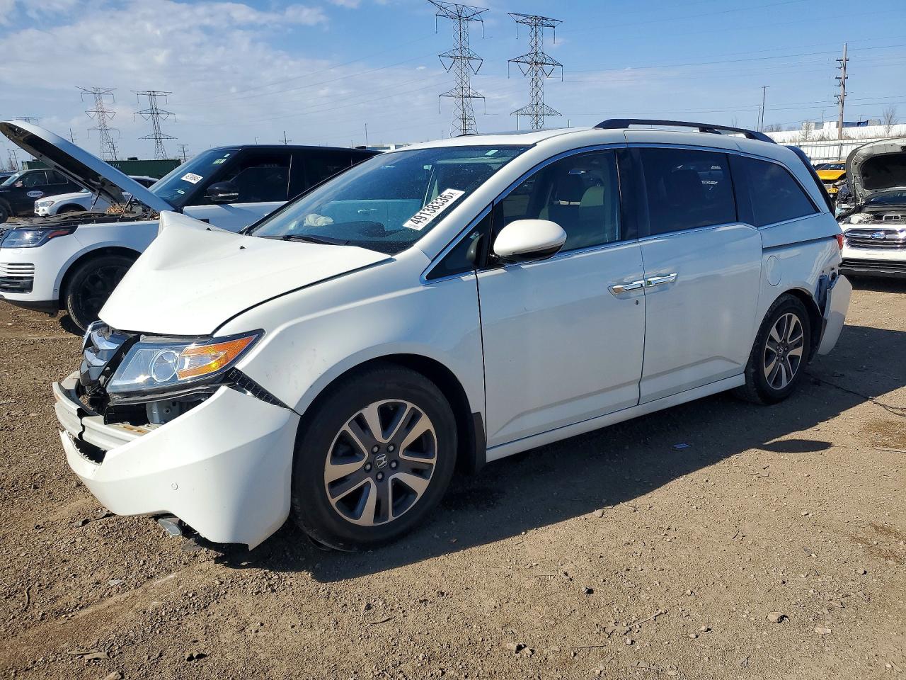 Salvage Honda Odyssey Image