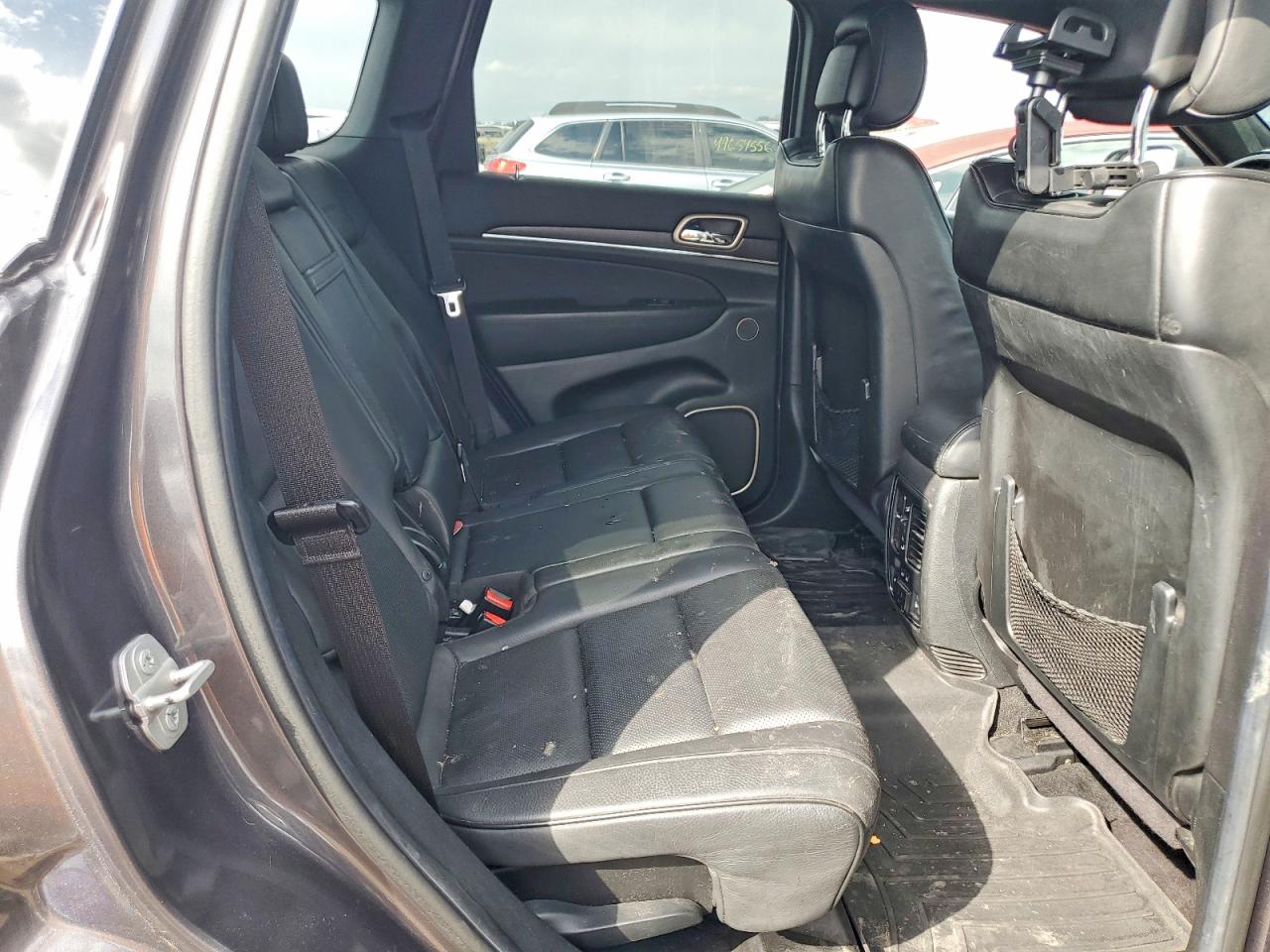 Jeep Cherokee Summit