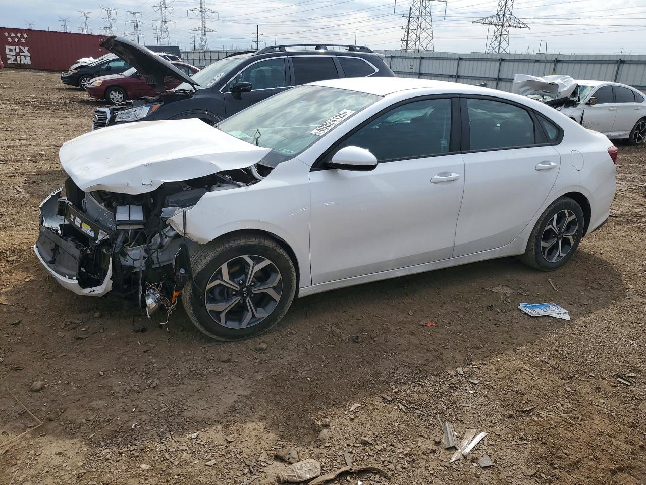Salvage Kia Forte Image