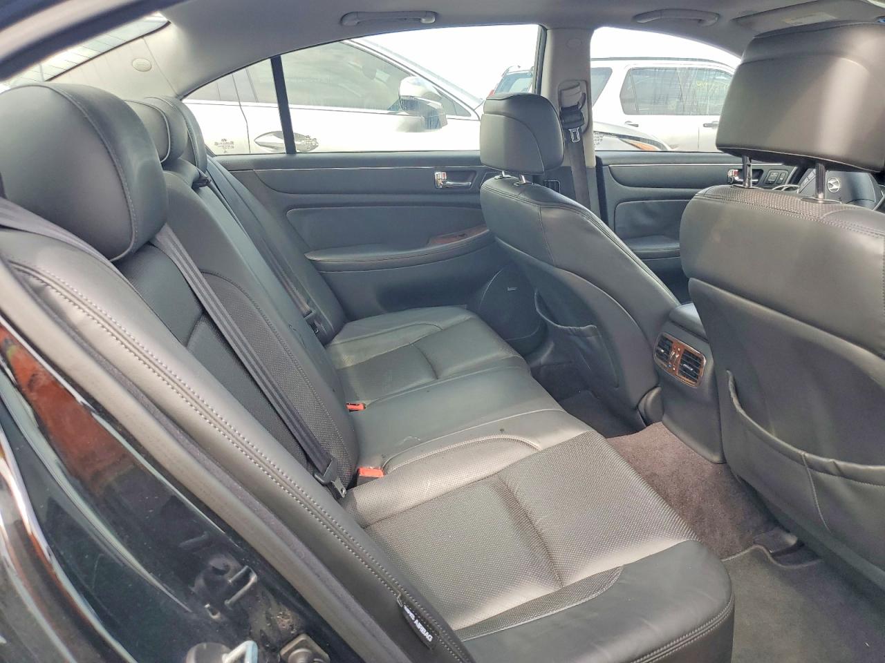 Hyundai Genesis 4.6l