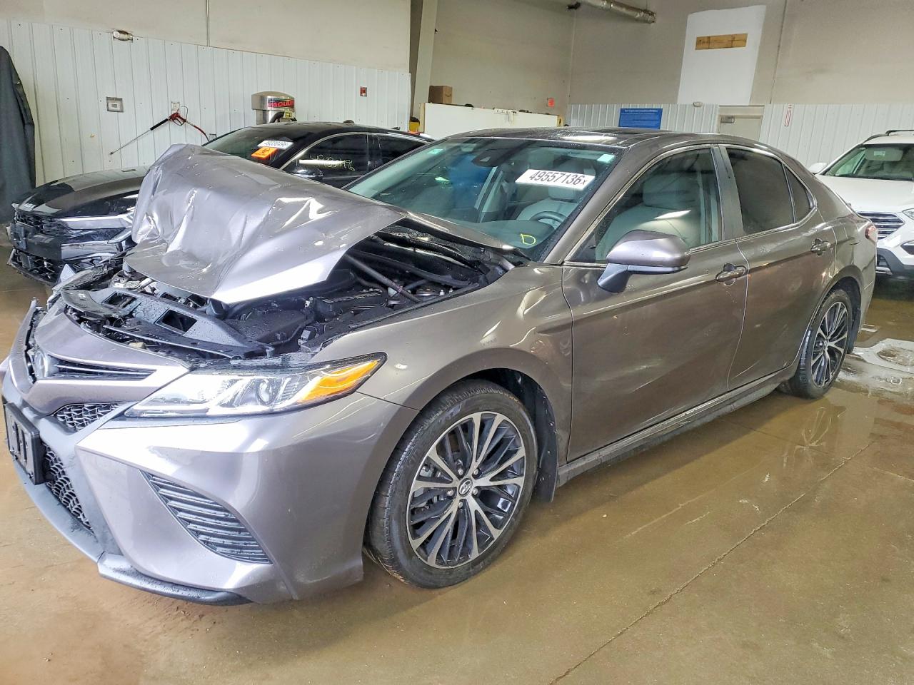 Salvage Toyota Camry Image