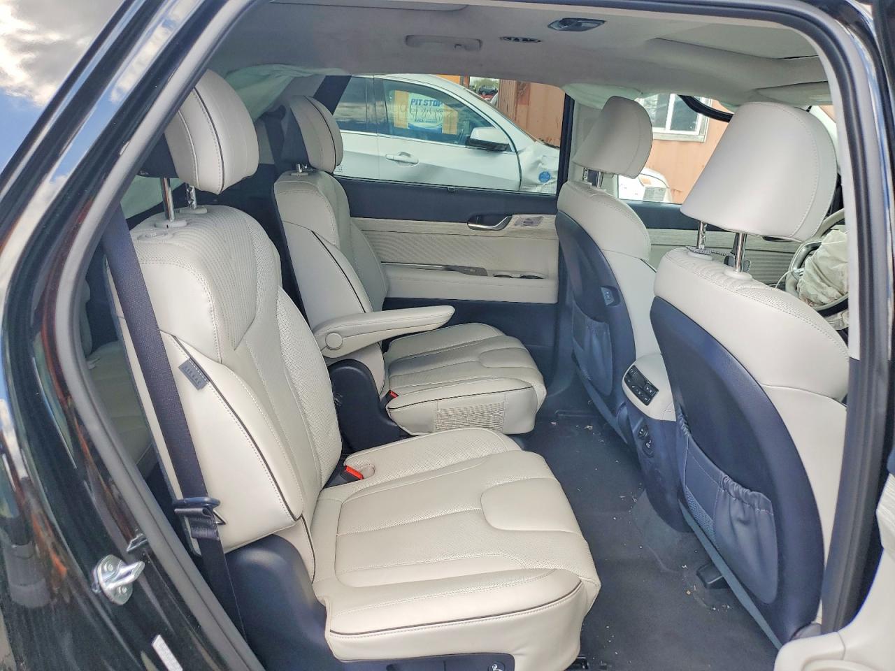 Hyundai PALISADE Calligraphy