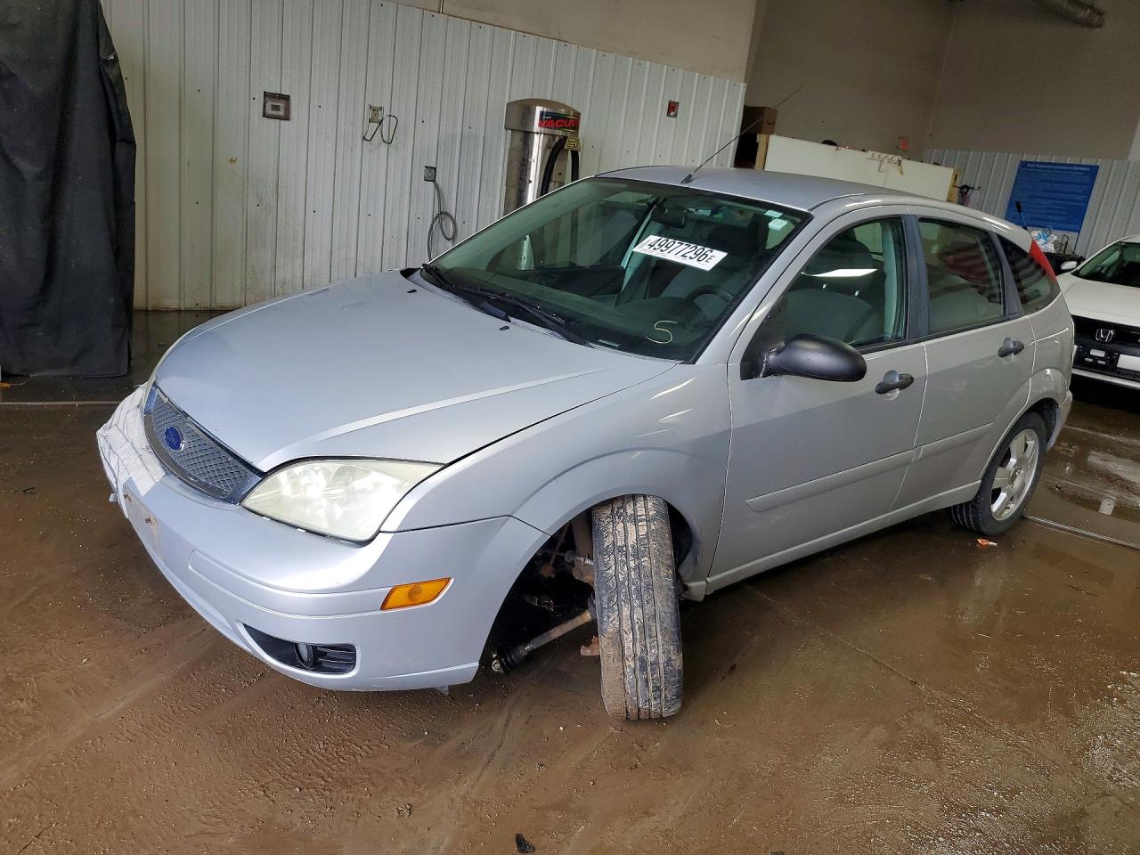 Salvage Ford Focus Image