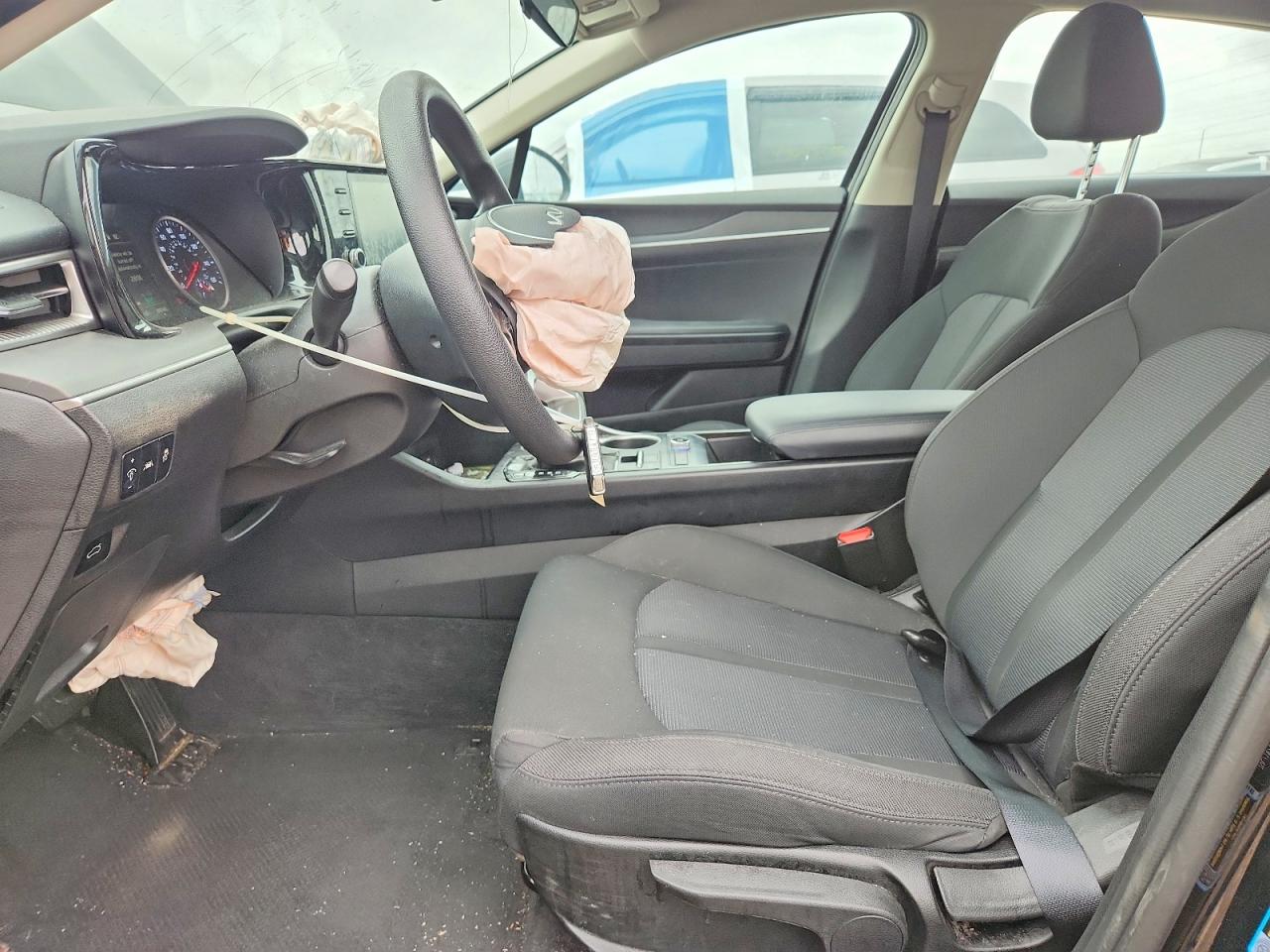 Kia K5 Lxs