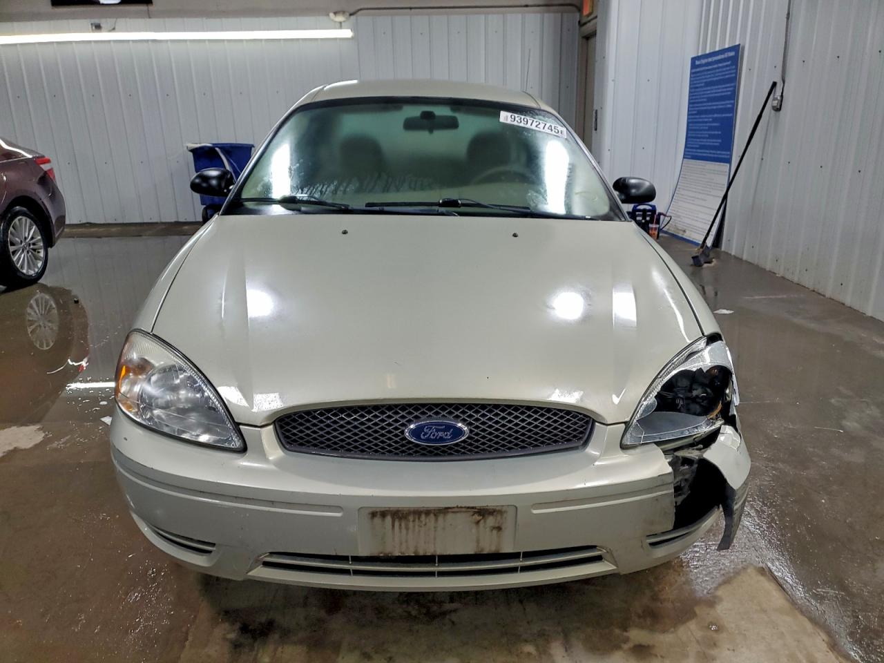 Ford Taurus Se