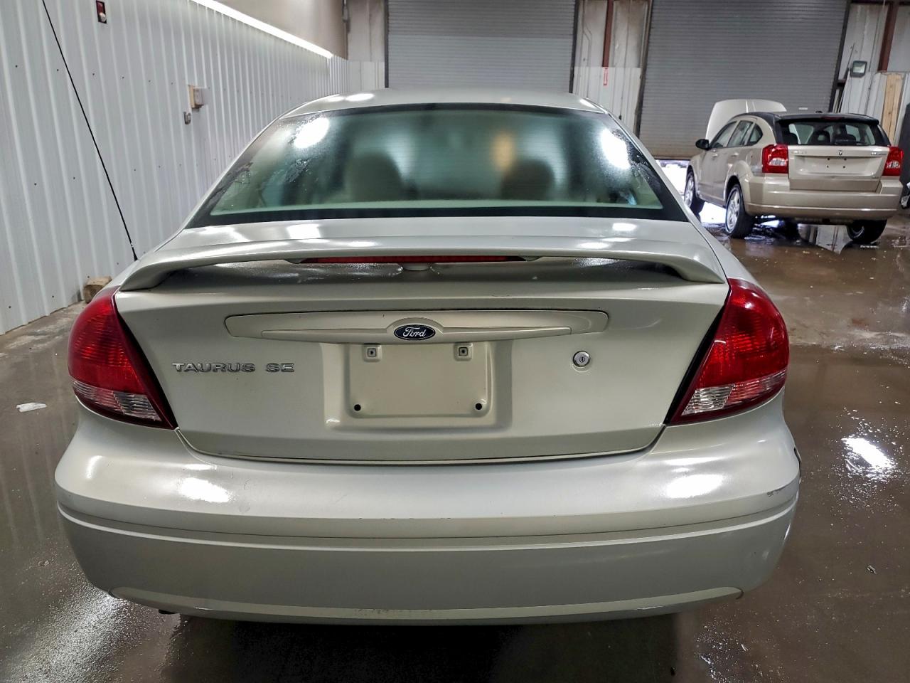 Ford Taurus Se