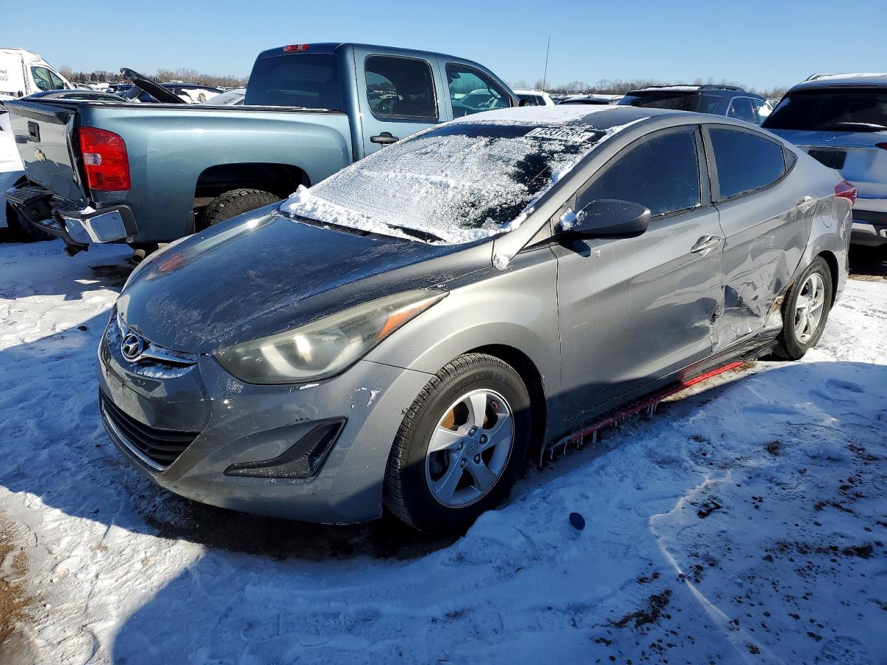 Salvage Hyundai ELANTRA Image