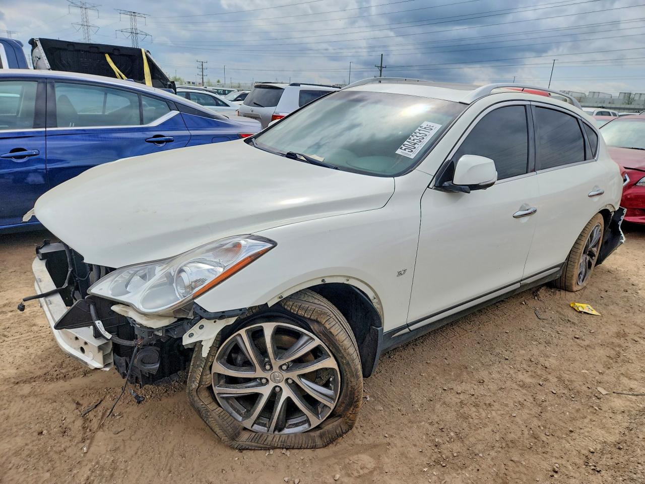Salvage INFINITI Qx Image