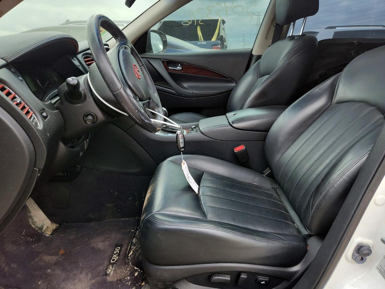 INFINITI Qx Base