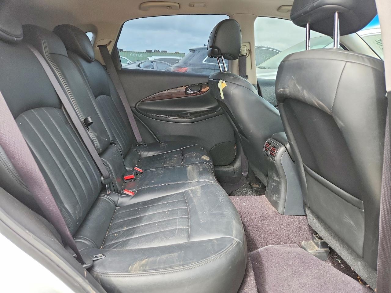 INFINITI Qx Base