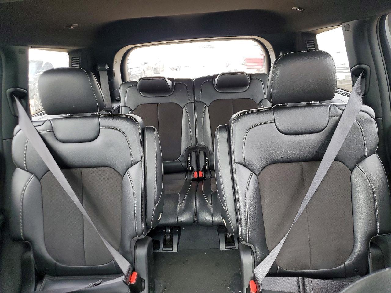 Jeep Cherokee L Laredo