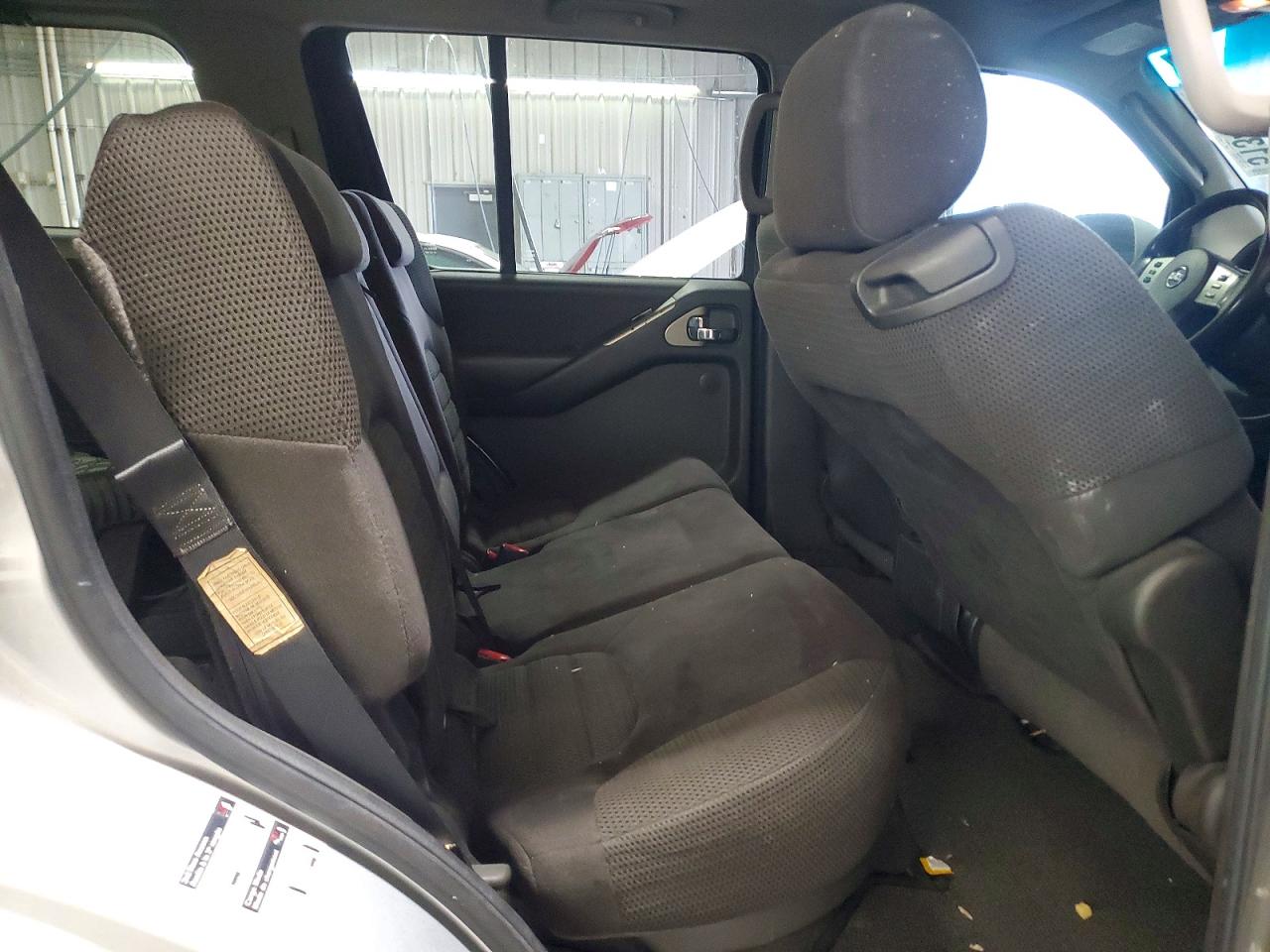 Nissan Pathfinder S