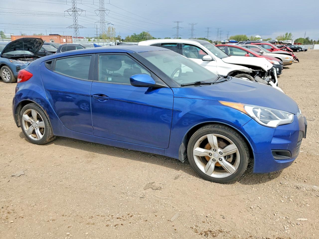 Hyundai VELOSTER Base