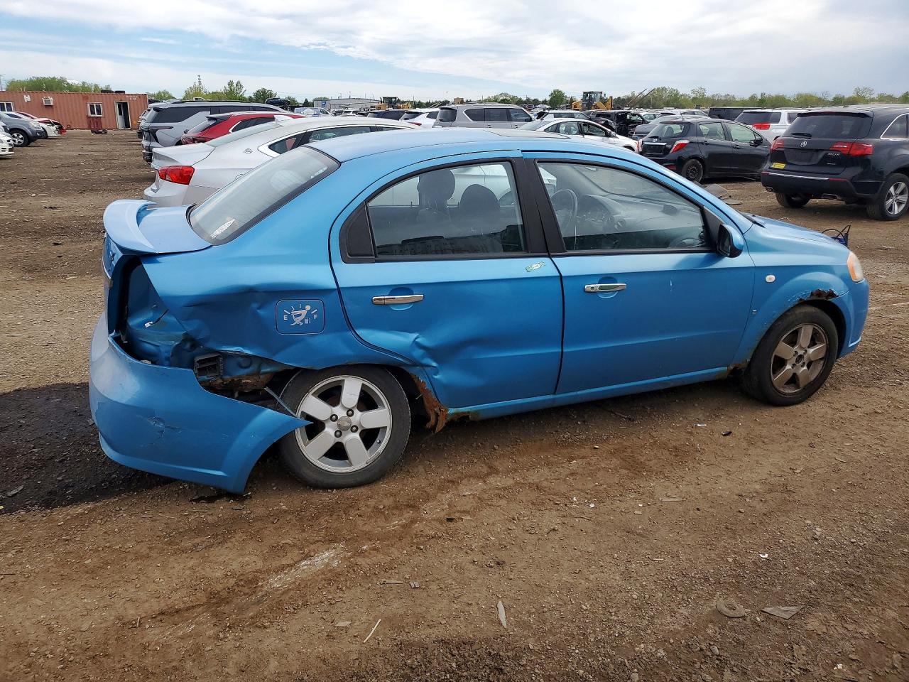 Chevrolet Aveo Base