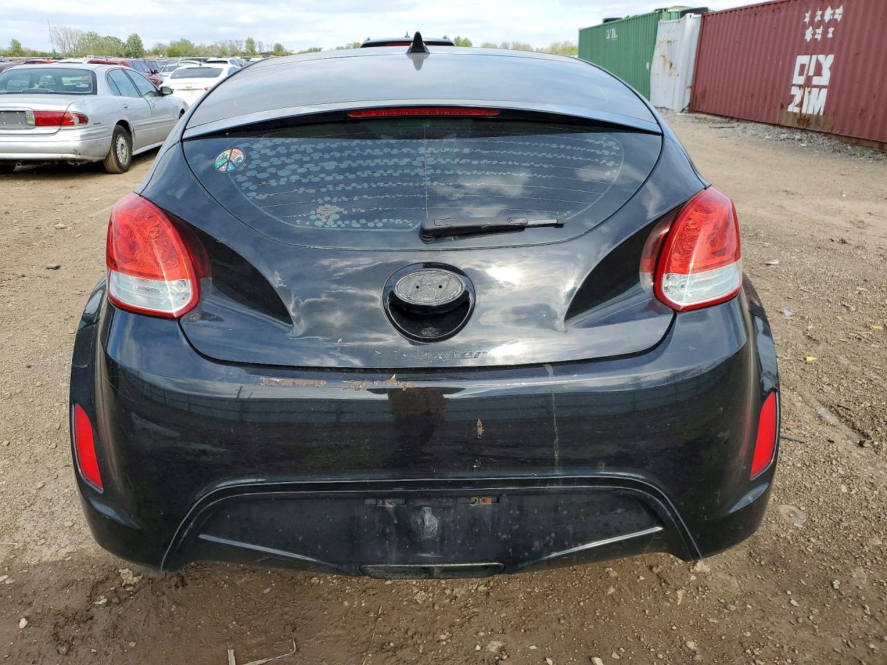 Hyundai VELOSTER Base