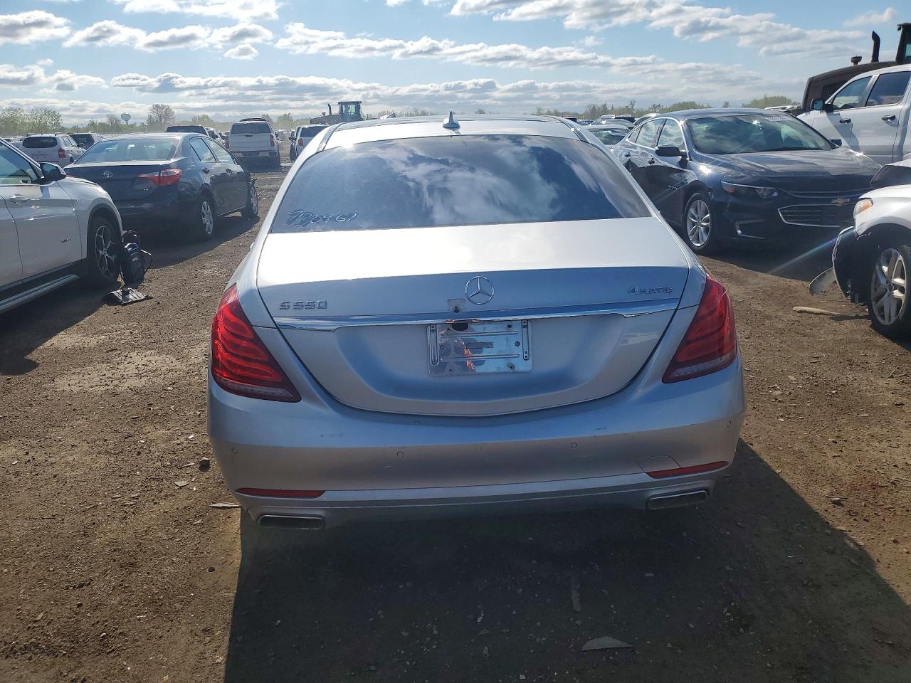 Mercedes-Benz S-Class 550 4matic
