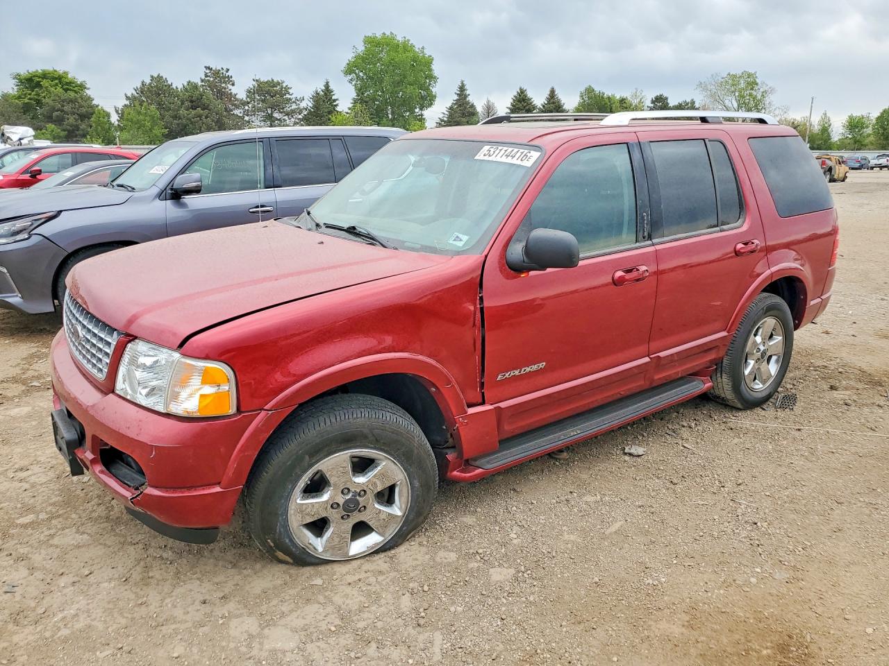 Salvage Ford Explorer Image