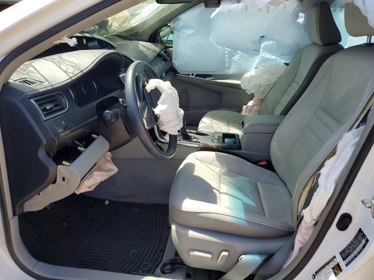 Toyota Camry Xle