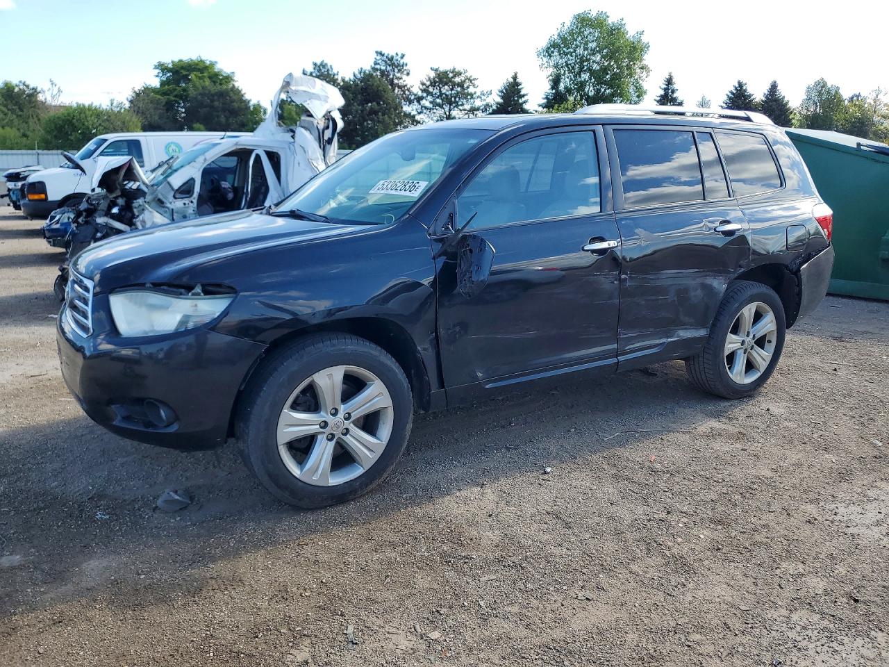 Salvage Toyota Highlander Image