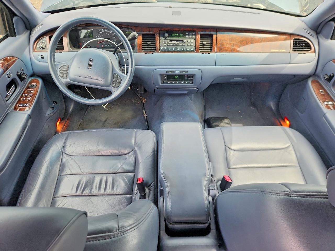 Lincoln Towncar Signature