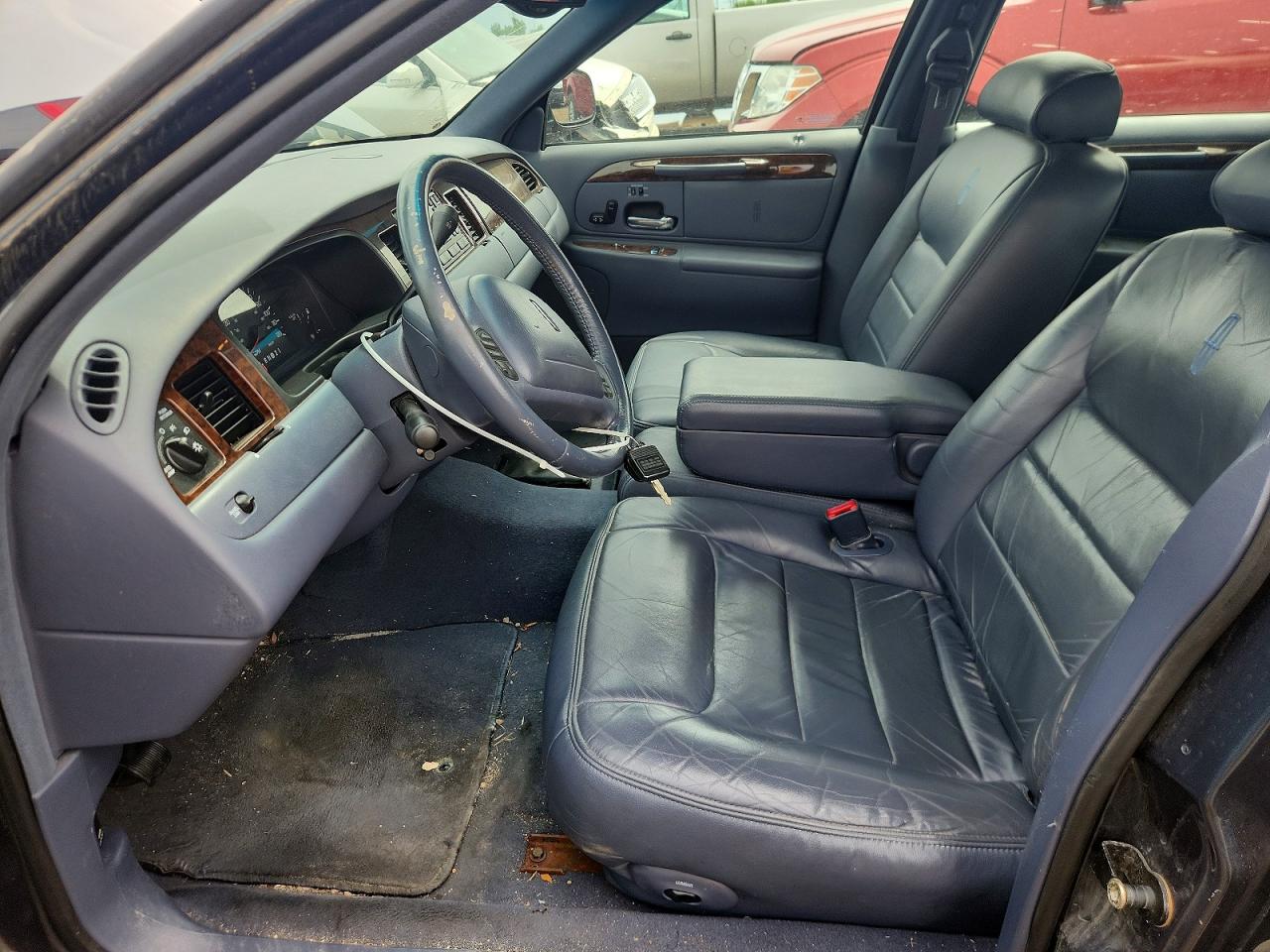Lincoln Towncar Signature