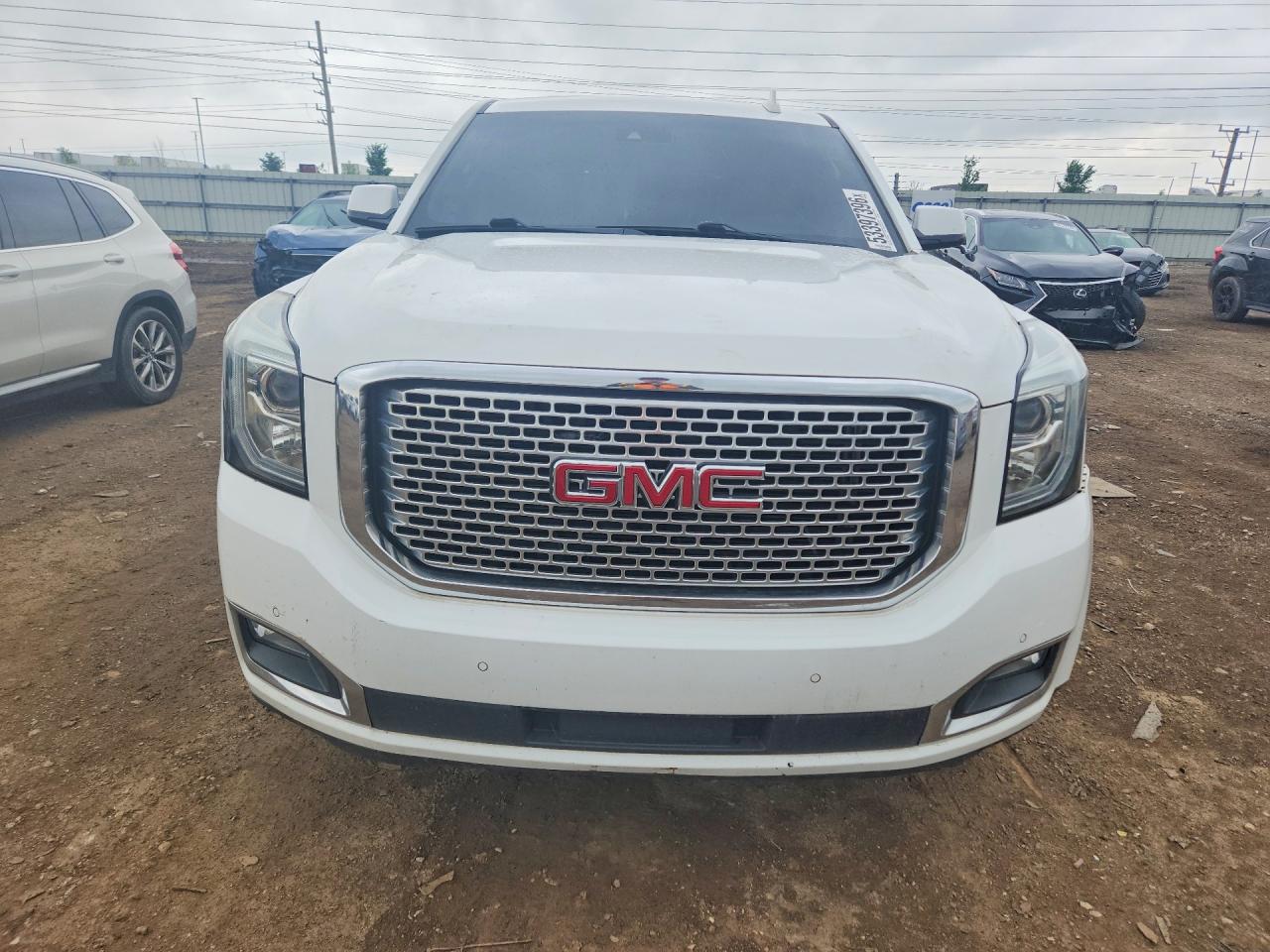 GMC Yukon Denali