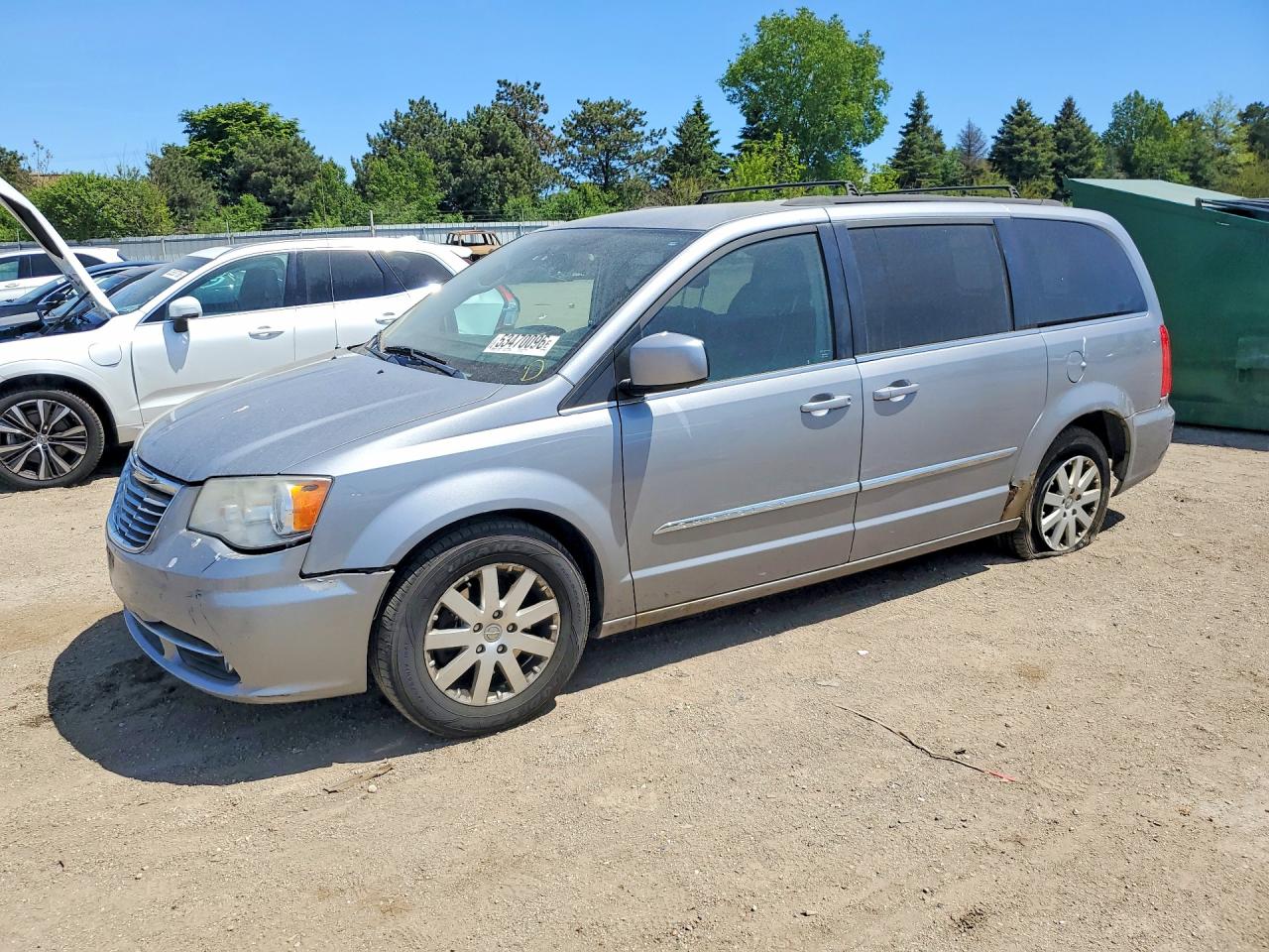 Salvage Chrysler Minivan Image
