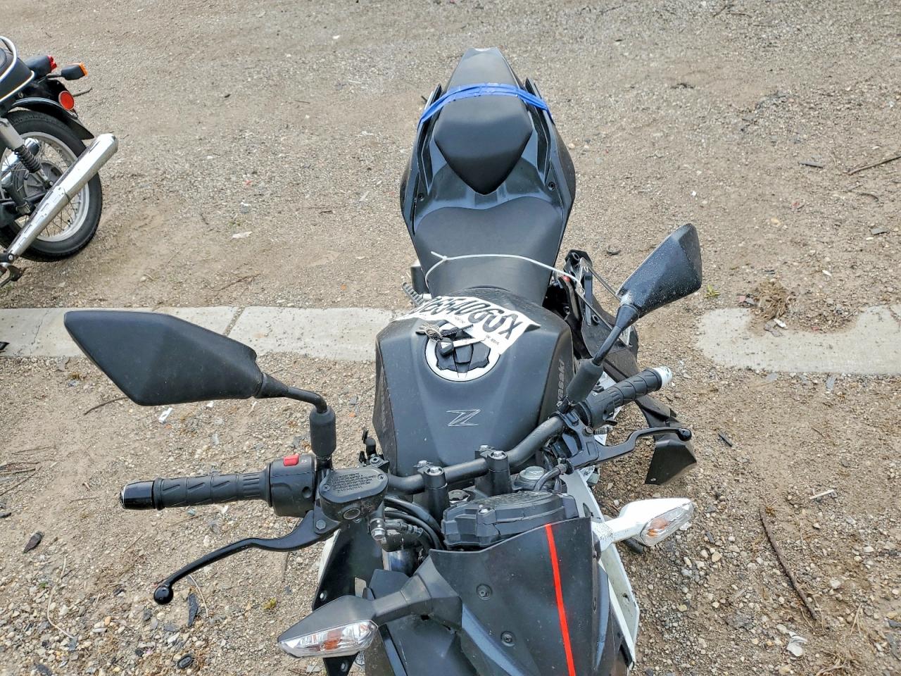 Kawasaki Er400 D