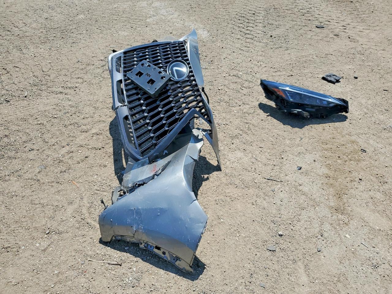Lexus NX Base