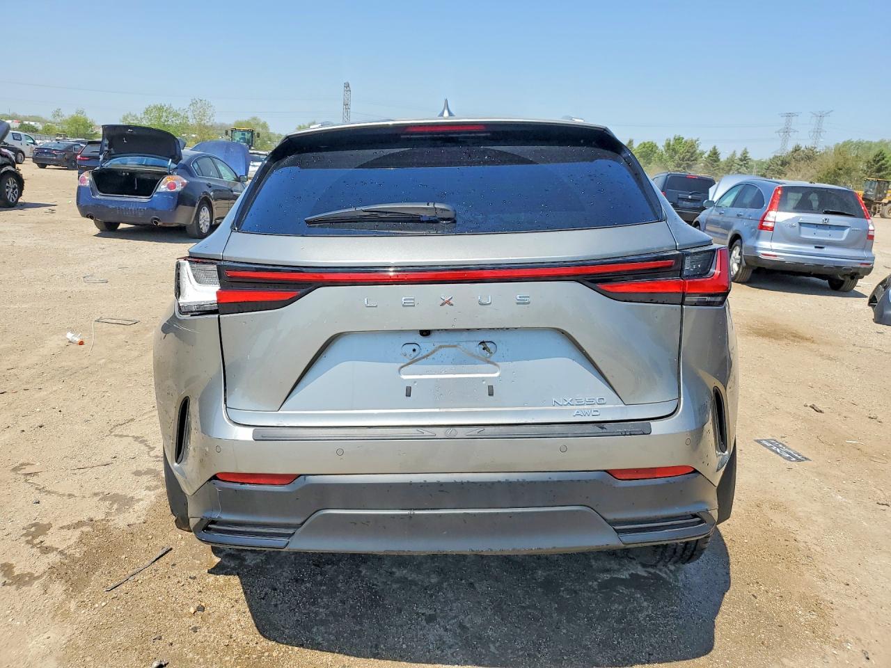 Lexus NX Base