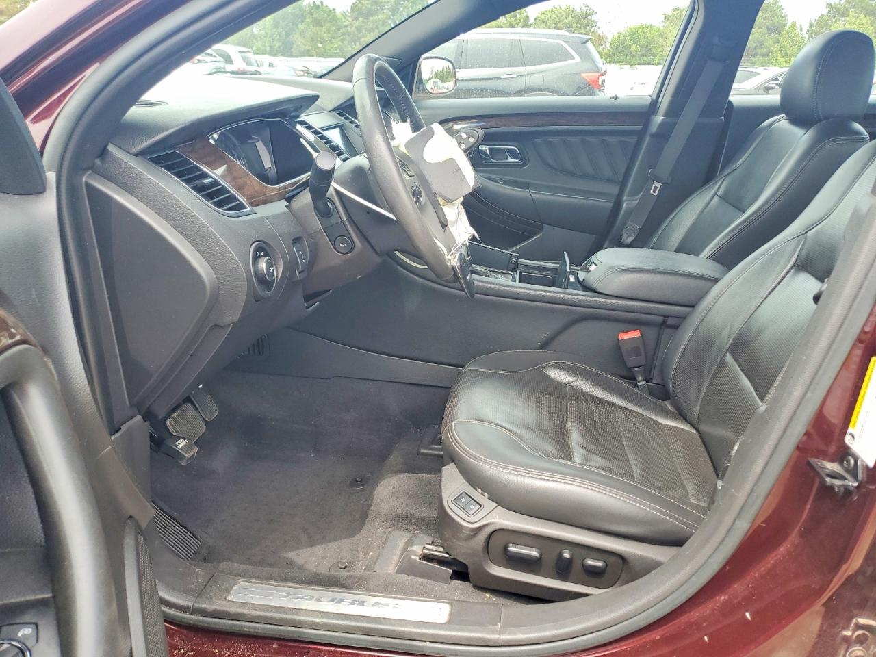 Ford Taurus Limited