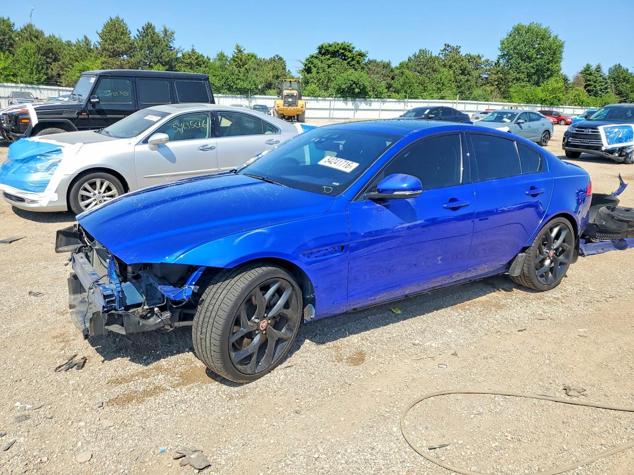 Salvage Jaguar XE Image