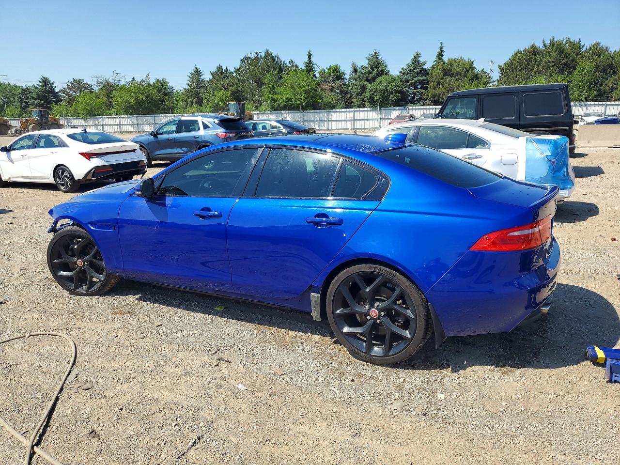 Jaguar XE R - Sport