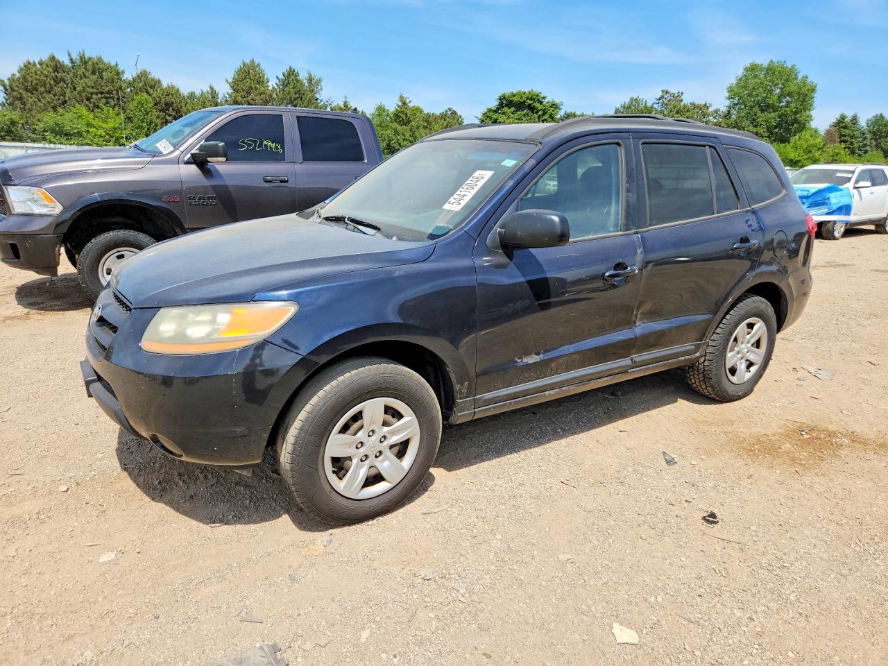 Salvage Hyundai SANTA FE Image