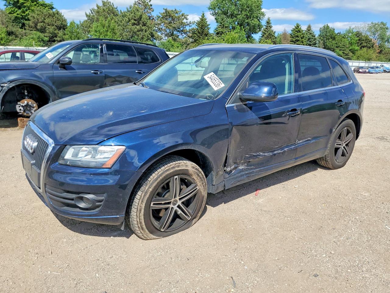 Salvage Audi Q5 Image