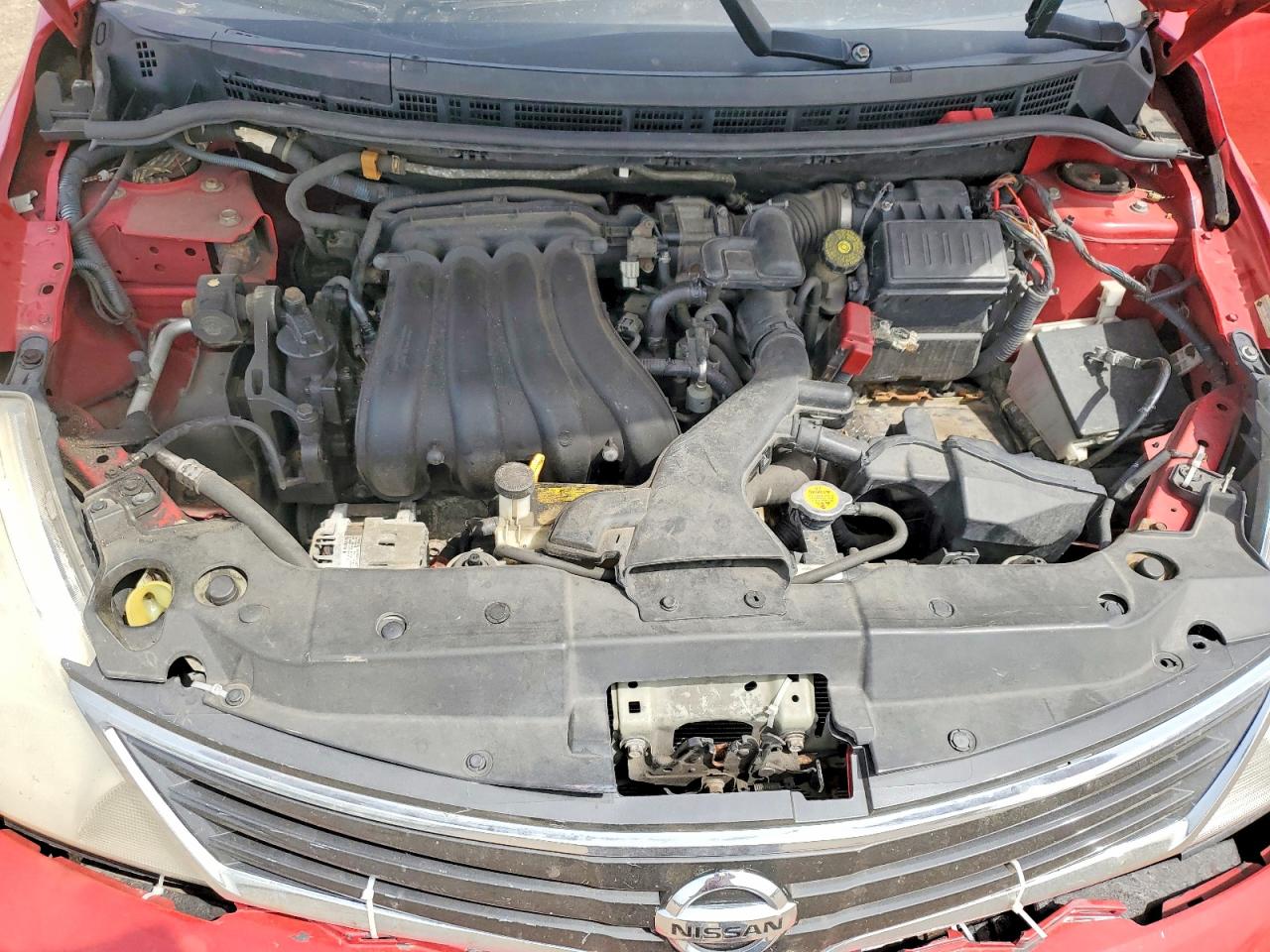 Nissan Versa 1.8 S