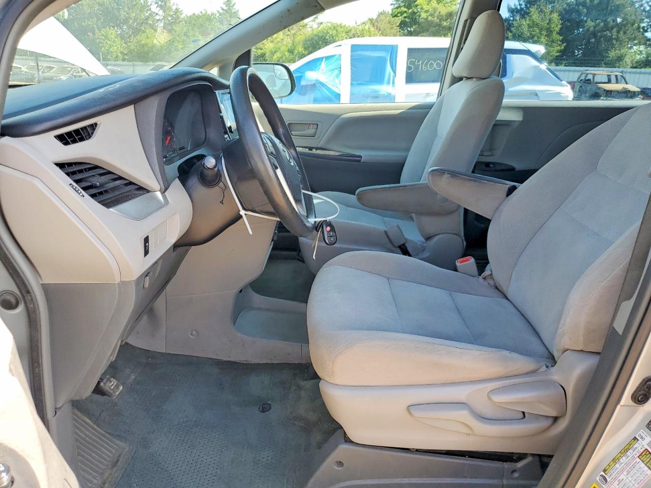Toyota Sienna L 7-passenger