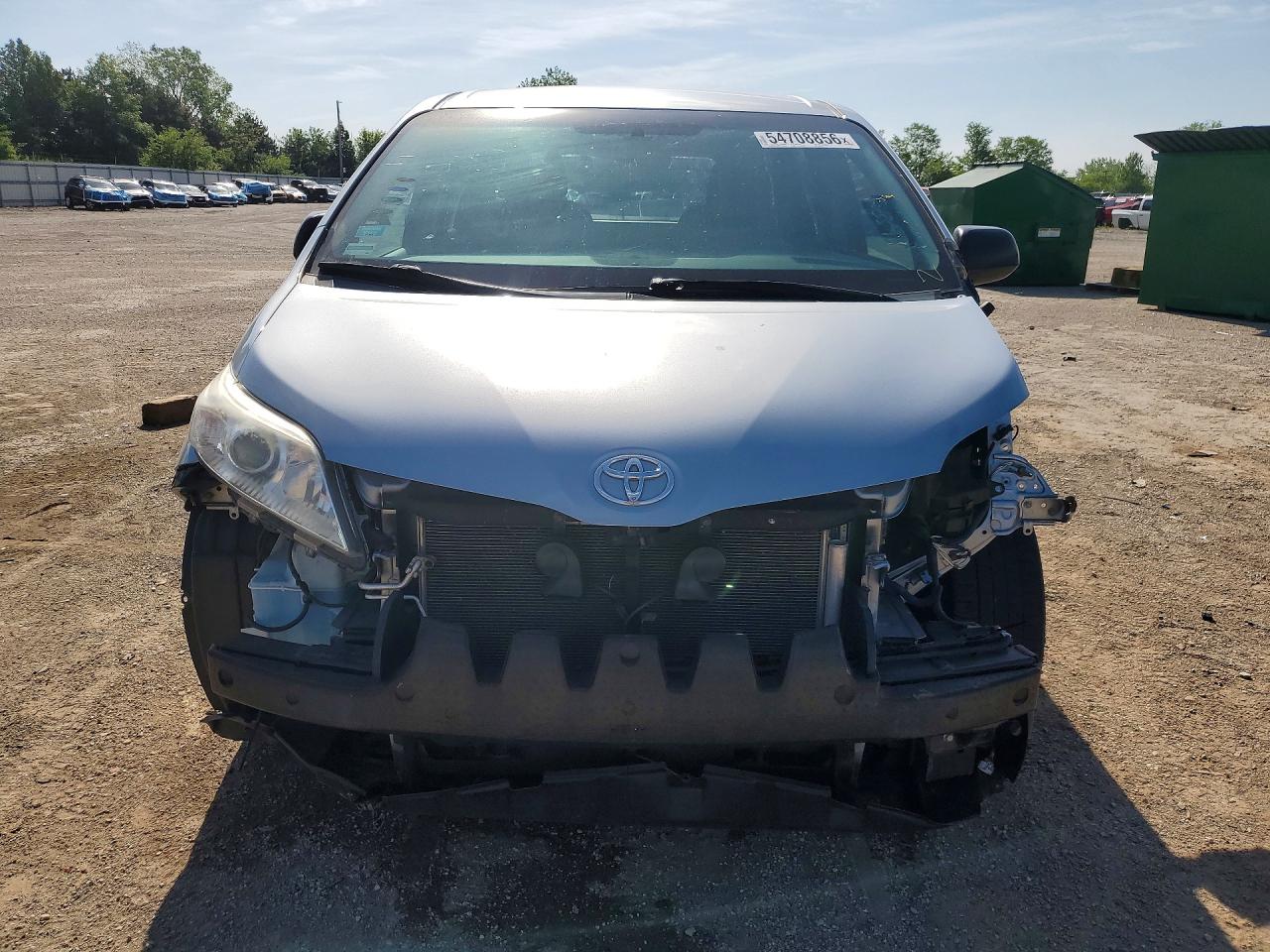 Toyota Sienna L 7-passenger