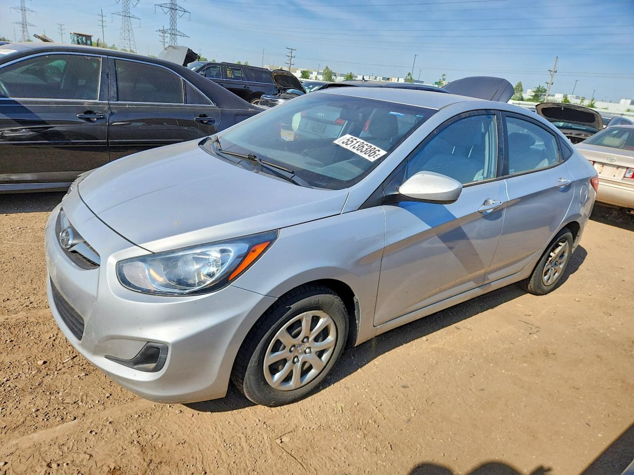 Salvage Hyundai ACCENT Image