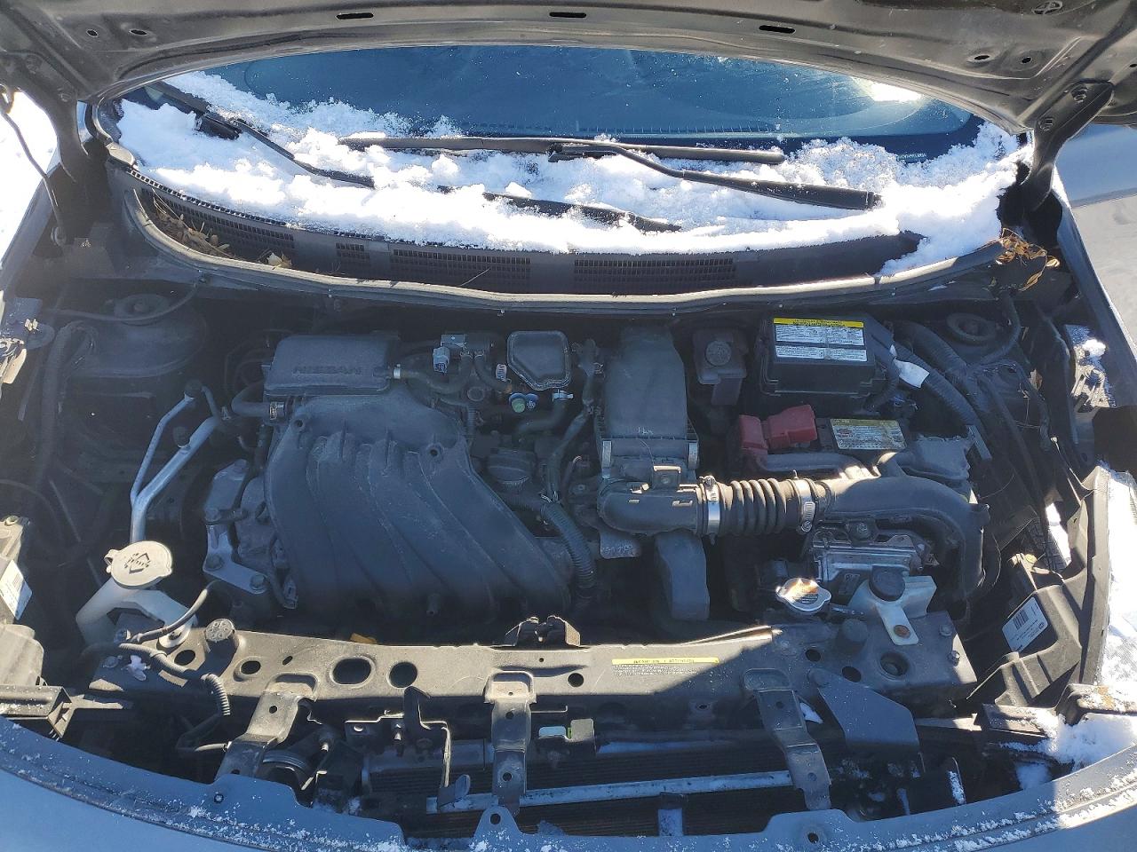 Nissan Versa S