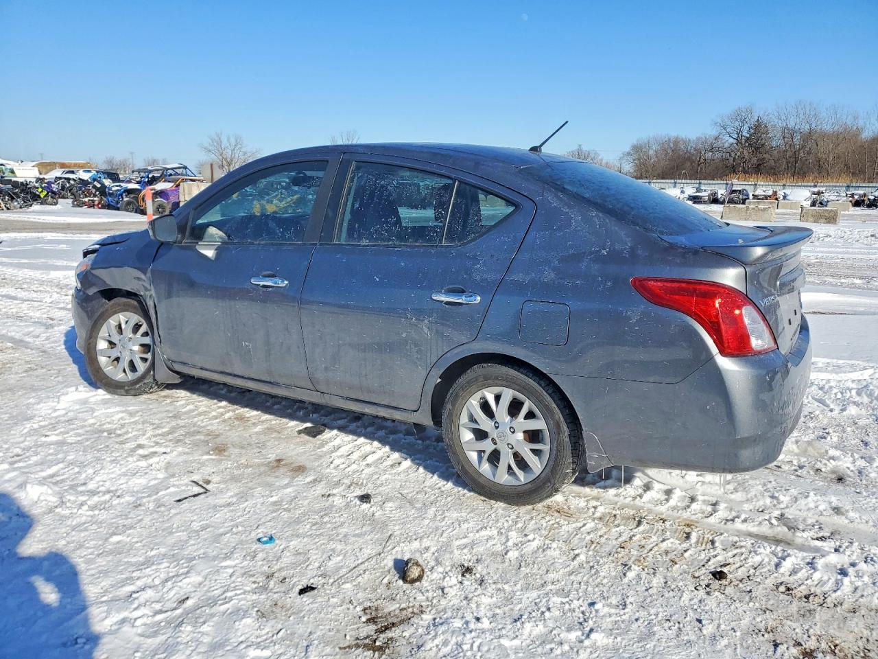 Nissan Versa S