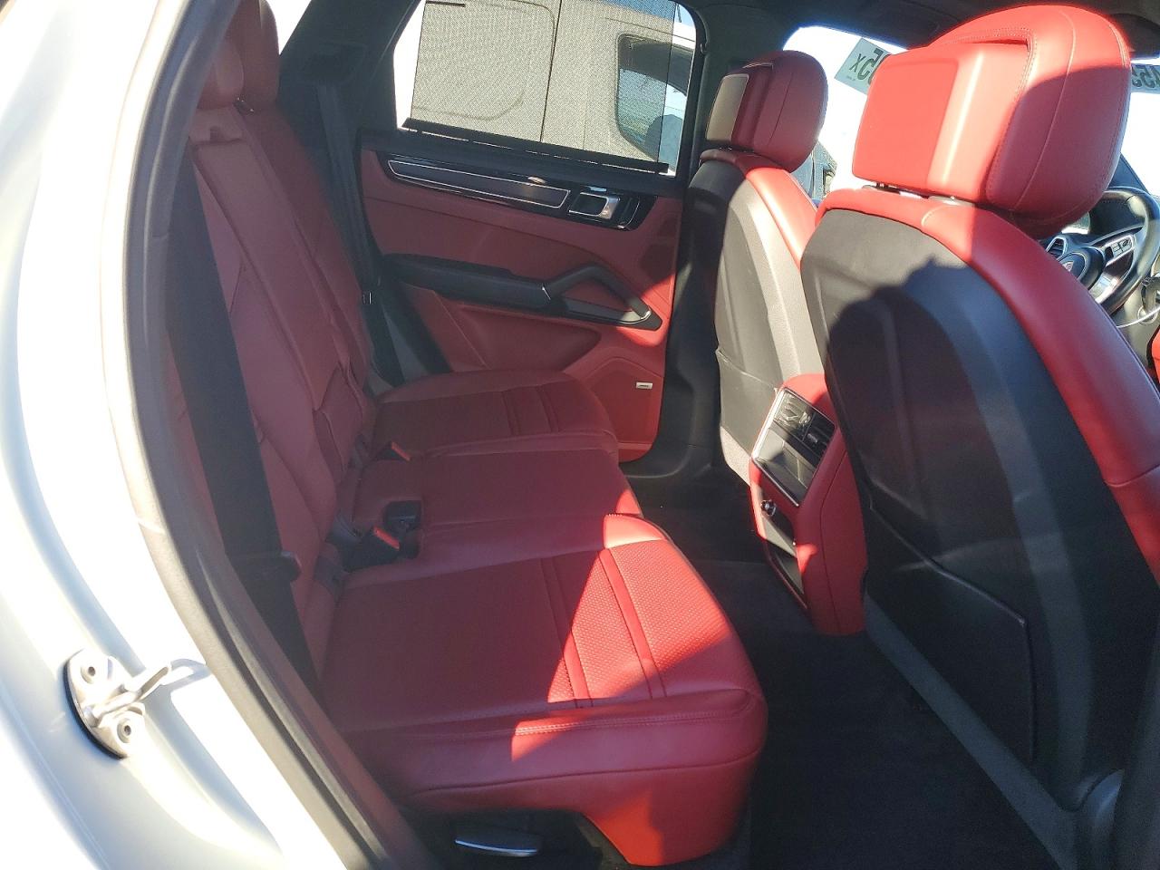Porsche Cayenne Gts