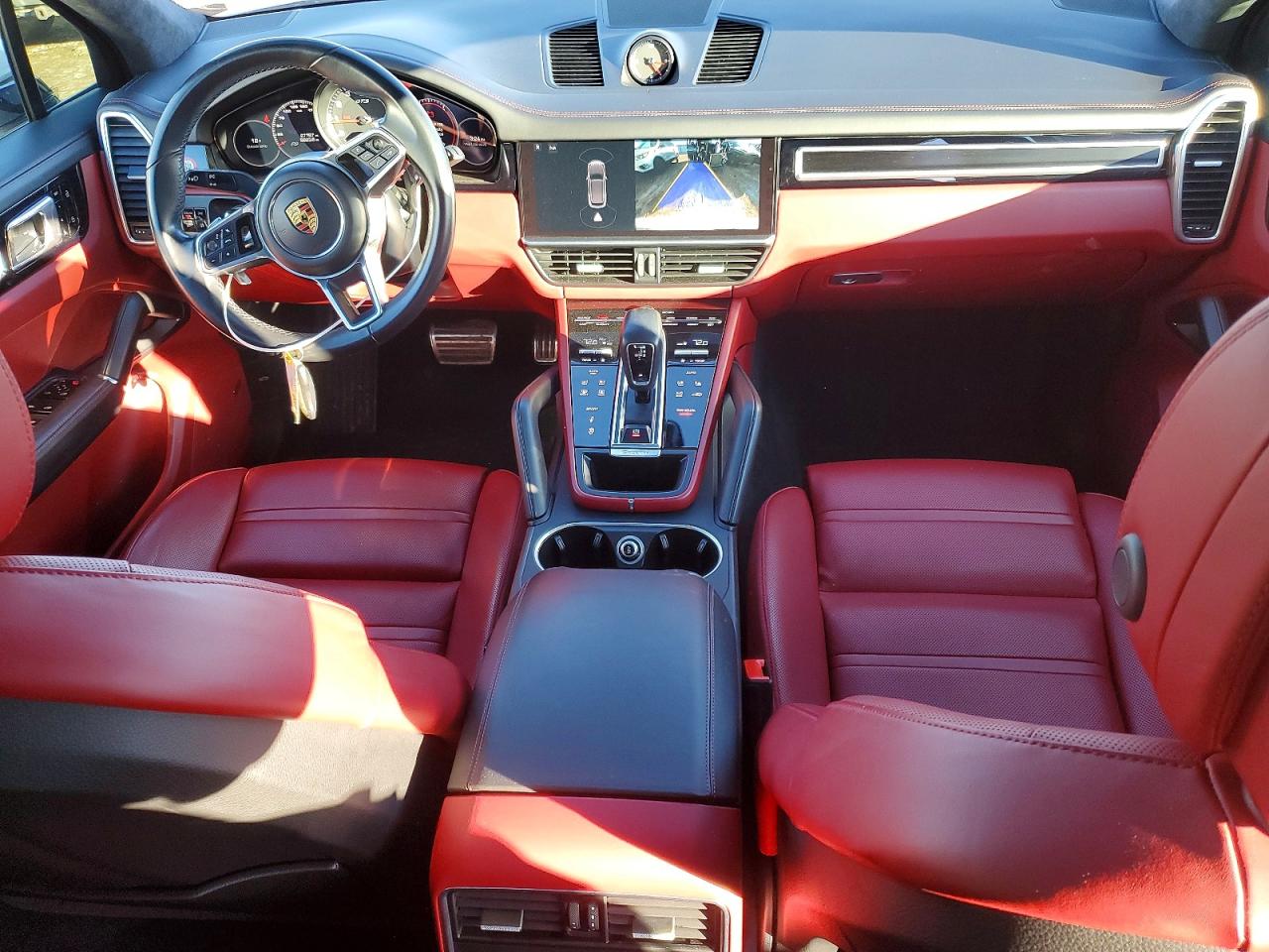 Porsche Cayenne Gts