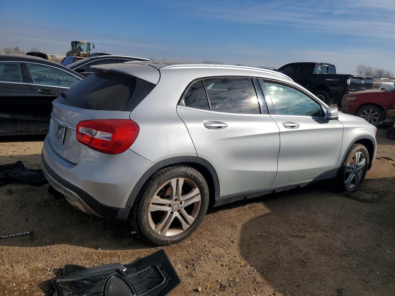 Mercedes-Benz GLA 250