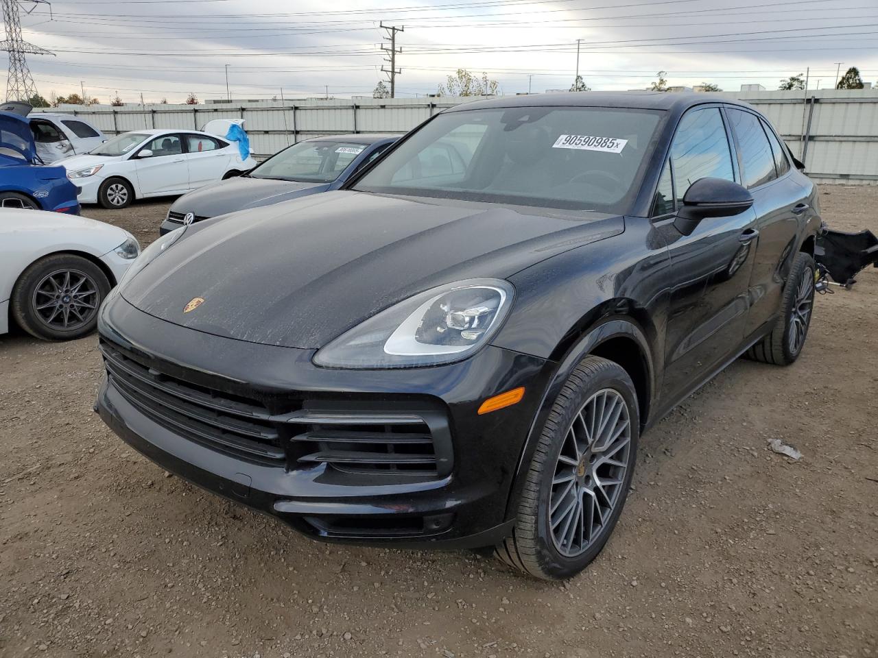 Salvage Porsche Cayenne Image