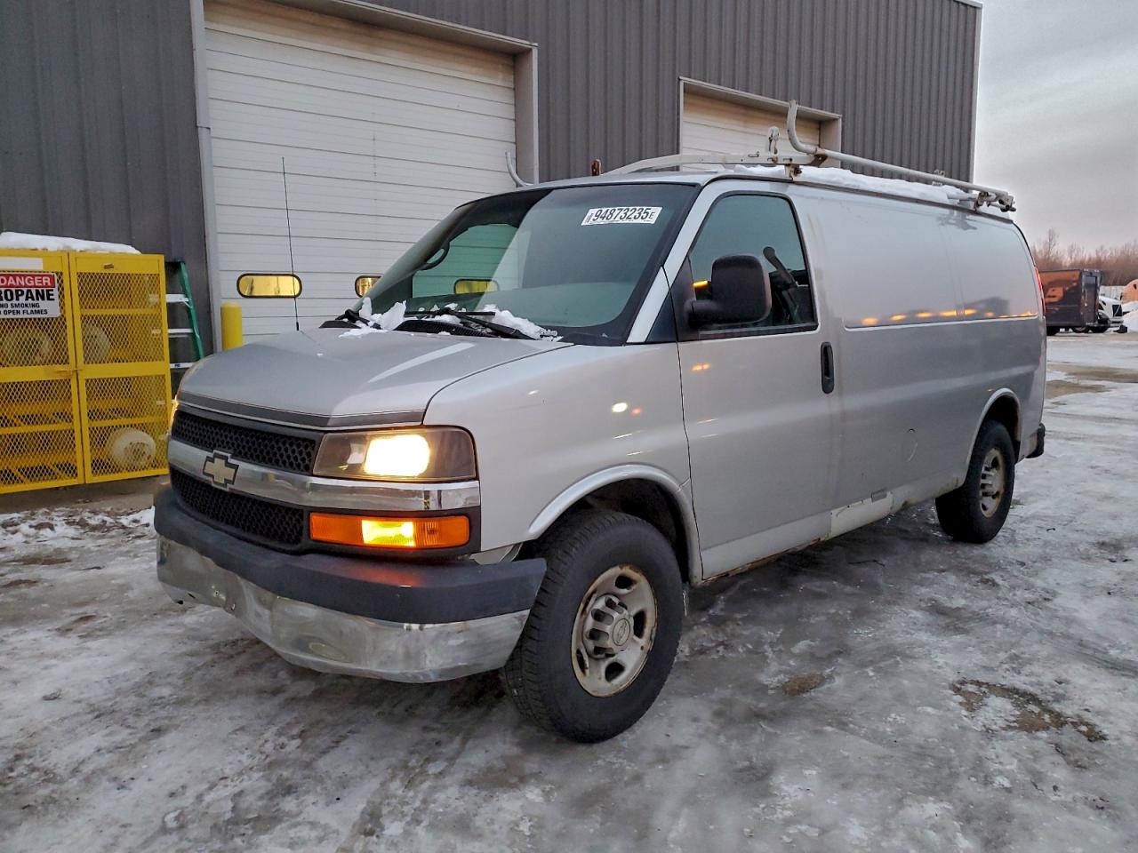 Salvage Chevrolet Express Image