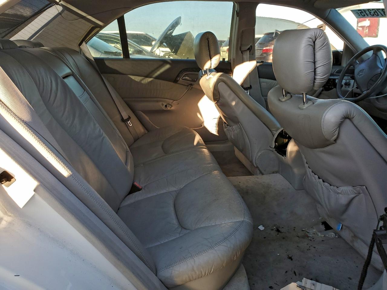 Mercedes-Benz S-Class 500
